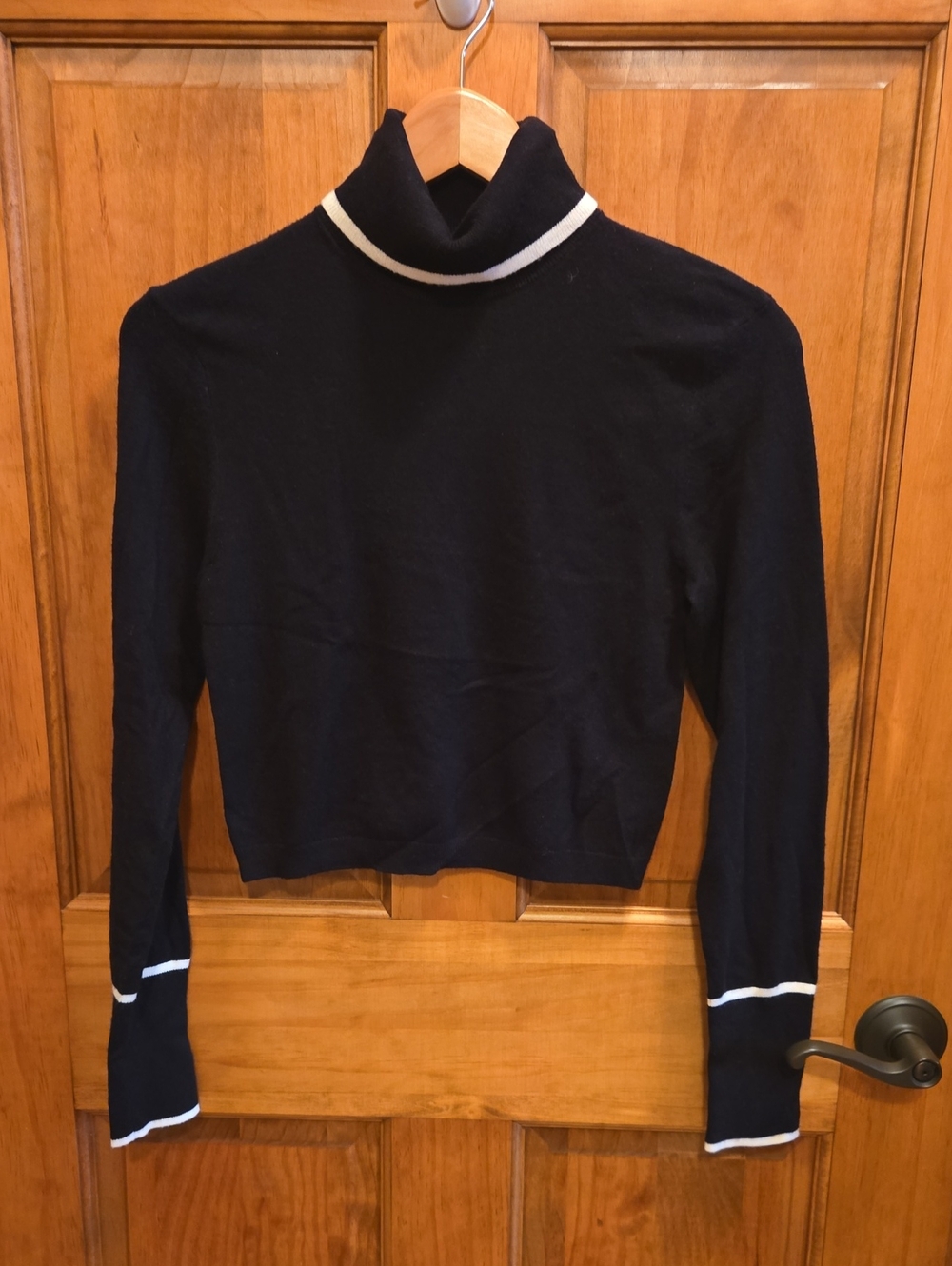 Black Soft Turtleneck Sweater with White Trim - Women's Express Size S